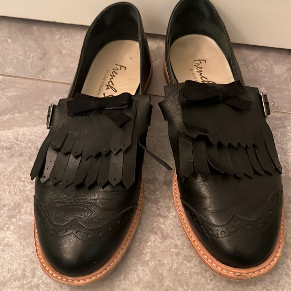 French sole leather flats. Size 41. Worn only a few times.